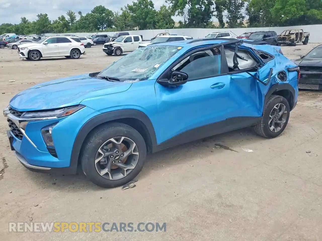 1 Photograph of a damaged car KL77LHEP7SC121147 CHEVROLET TRAX 2025