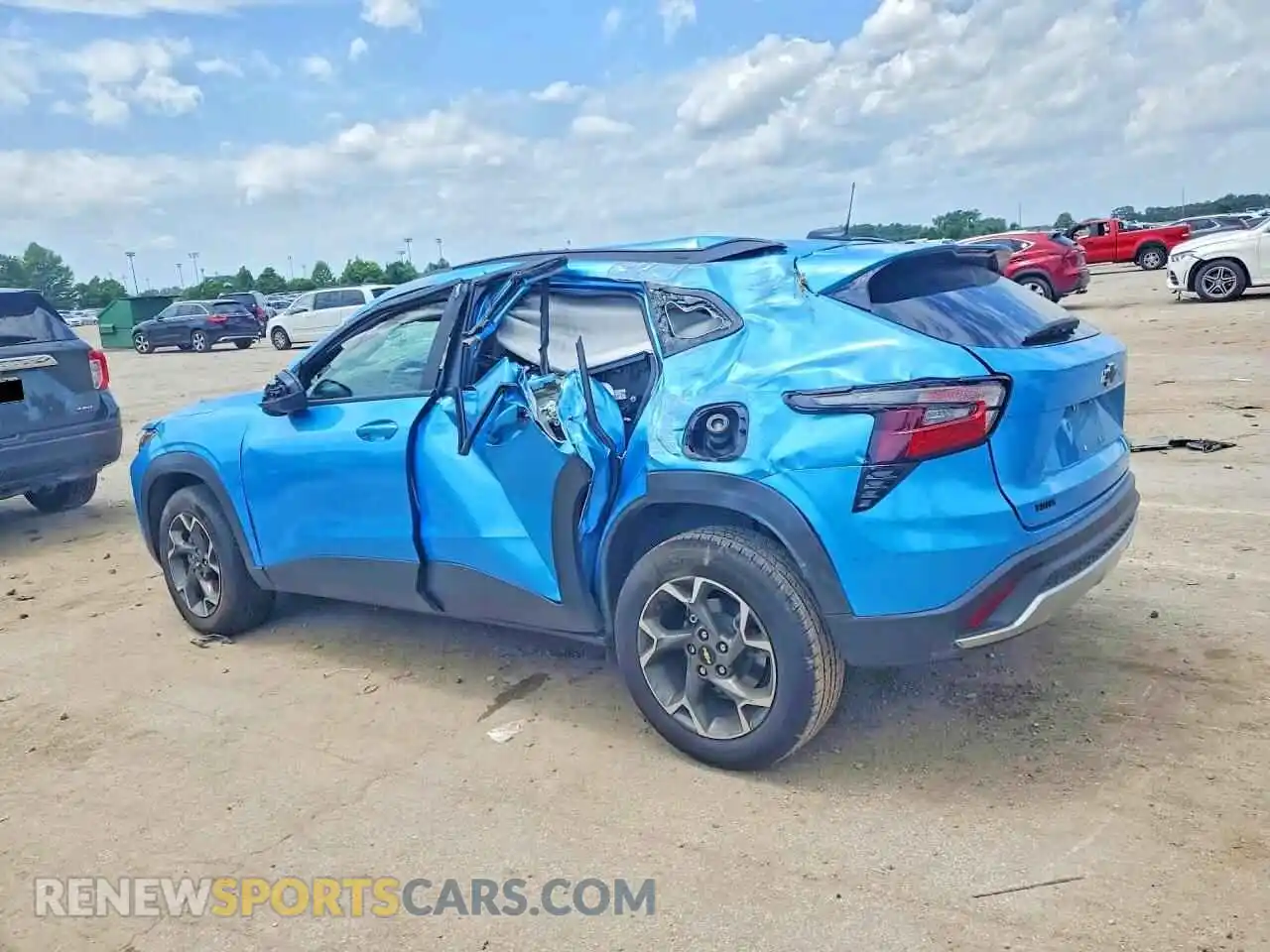 2 Photograph of a damaged car KL77LHEP7SC121147 CHEVROLET TRAX 2025