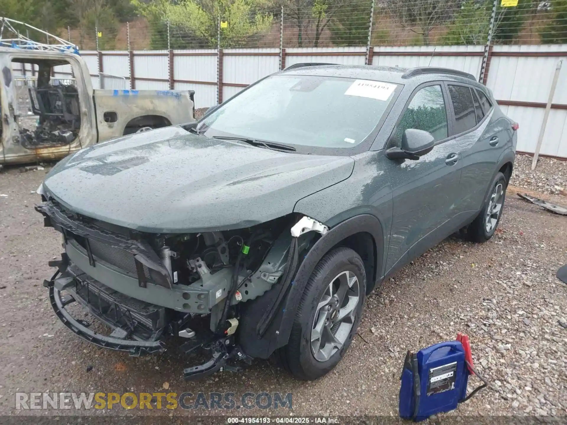 2 Photograph of a damaged car KL77LHEP7SC160062 CHEVROLET TRAX 2025
