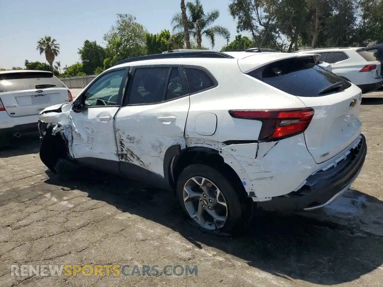2 Photograph of a damaged car KL77LHEP7SC225427 CHEVROLET TRAX 2025
