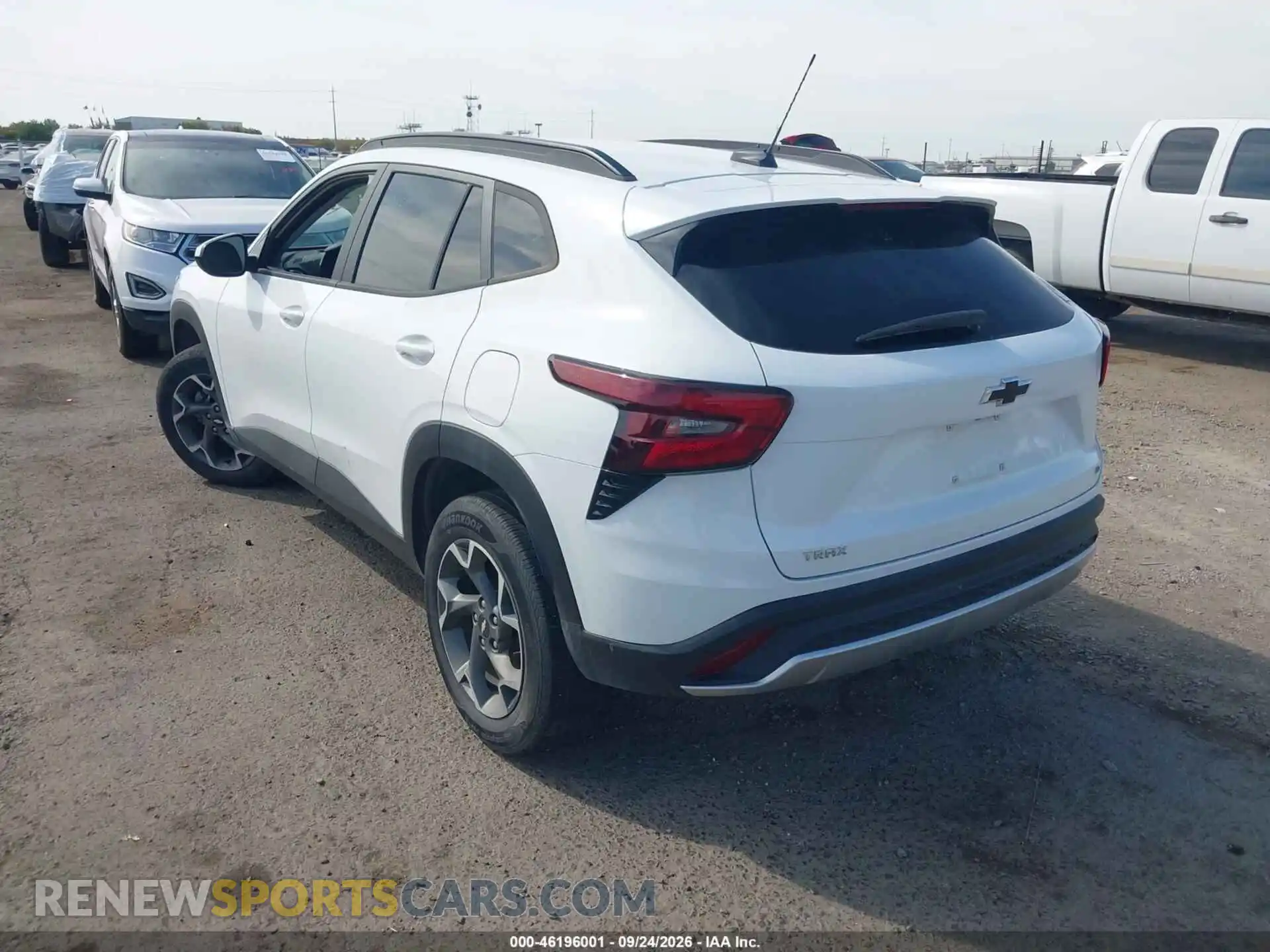 3 Photograph of a damaged car KL77LHEP7SC256922 CHEVROLET TRAX 2025