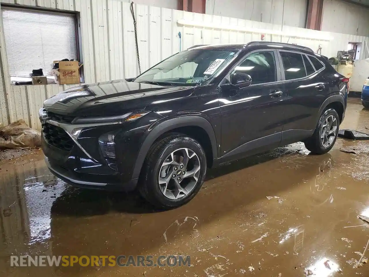 1 Фотография поврежденного автомобиля KL77LHEP8SC001597 CHEVROLET TRAX 2025