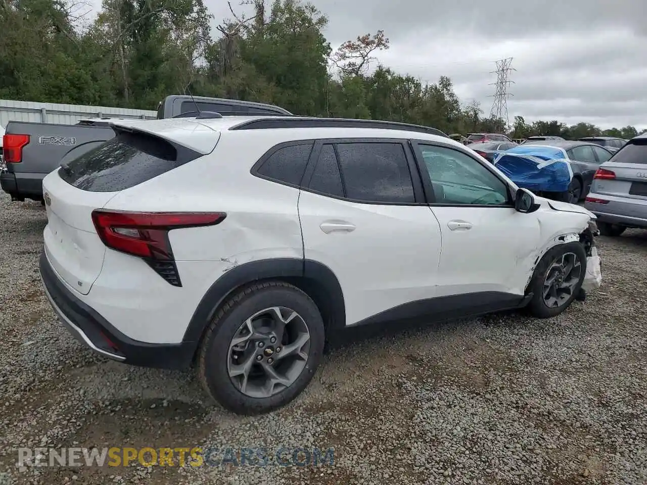 3 Photograph of a damaged car KL77LHEP8SC051125 CHEVROLET TRAX 2025