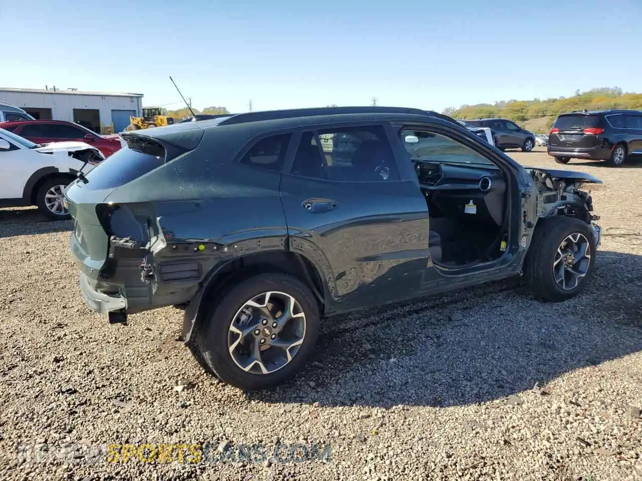 3 Photograph of a damaged car KL77LHEP8SC097859 CHEVROLET TRAX 2025