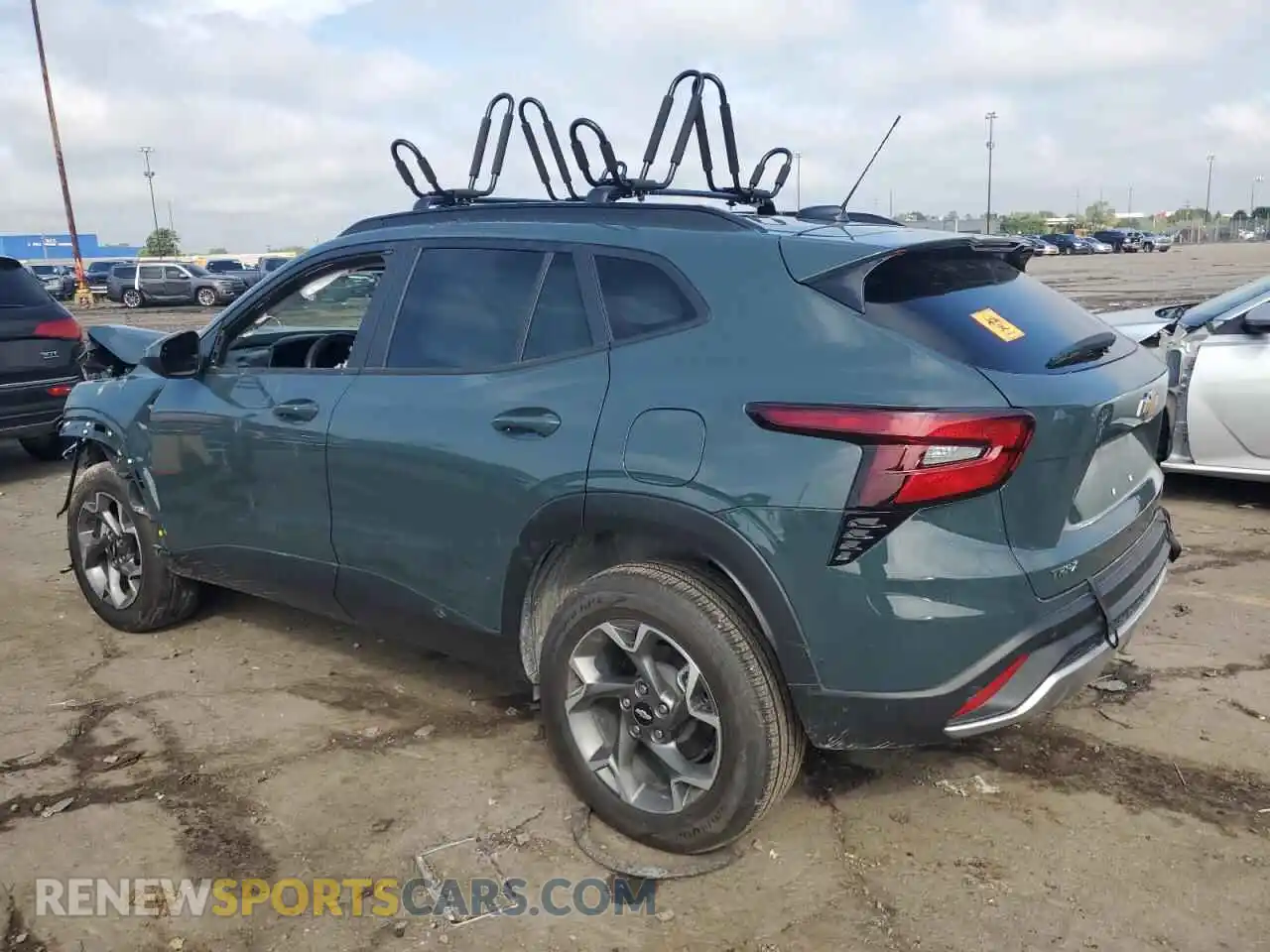 2 Photograph of a damaged car KL77LHEP8SC100369 CHEVROLET TRAX 2025