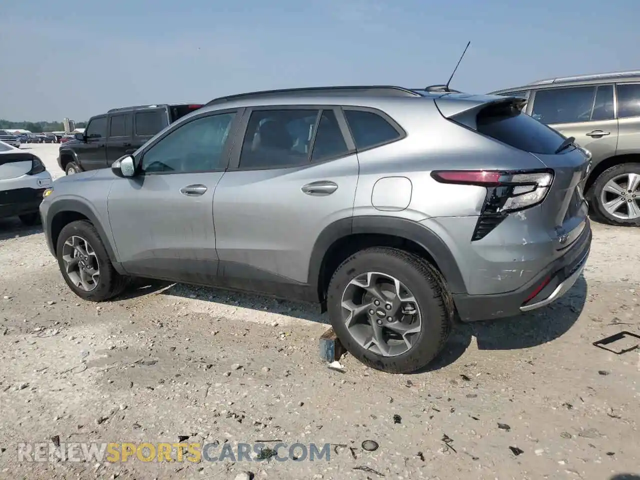 2 Photograph of a damaged car KL77LHEP8SC103983 CHEVROLET TRAX 2025