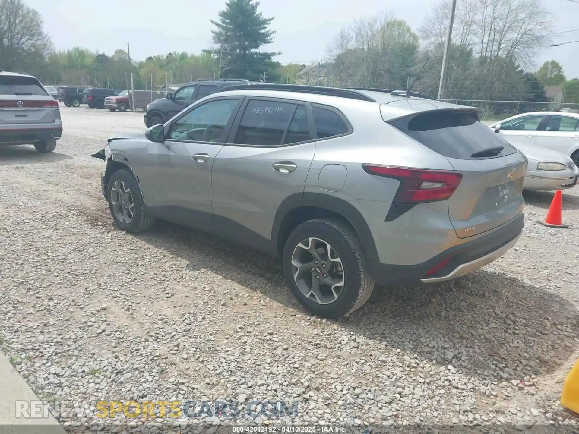 3 fotografías del automóvil dañado KL77LHEP8SC153816 CHEVROLET TRAX 2025