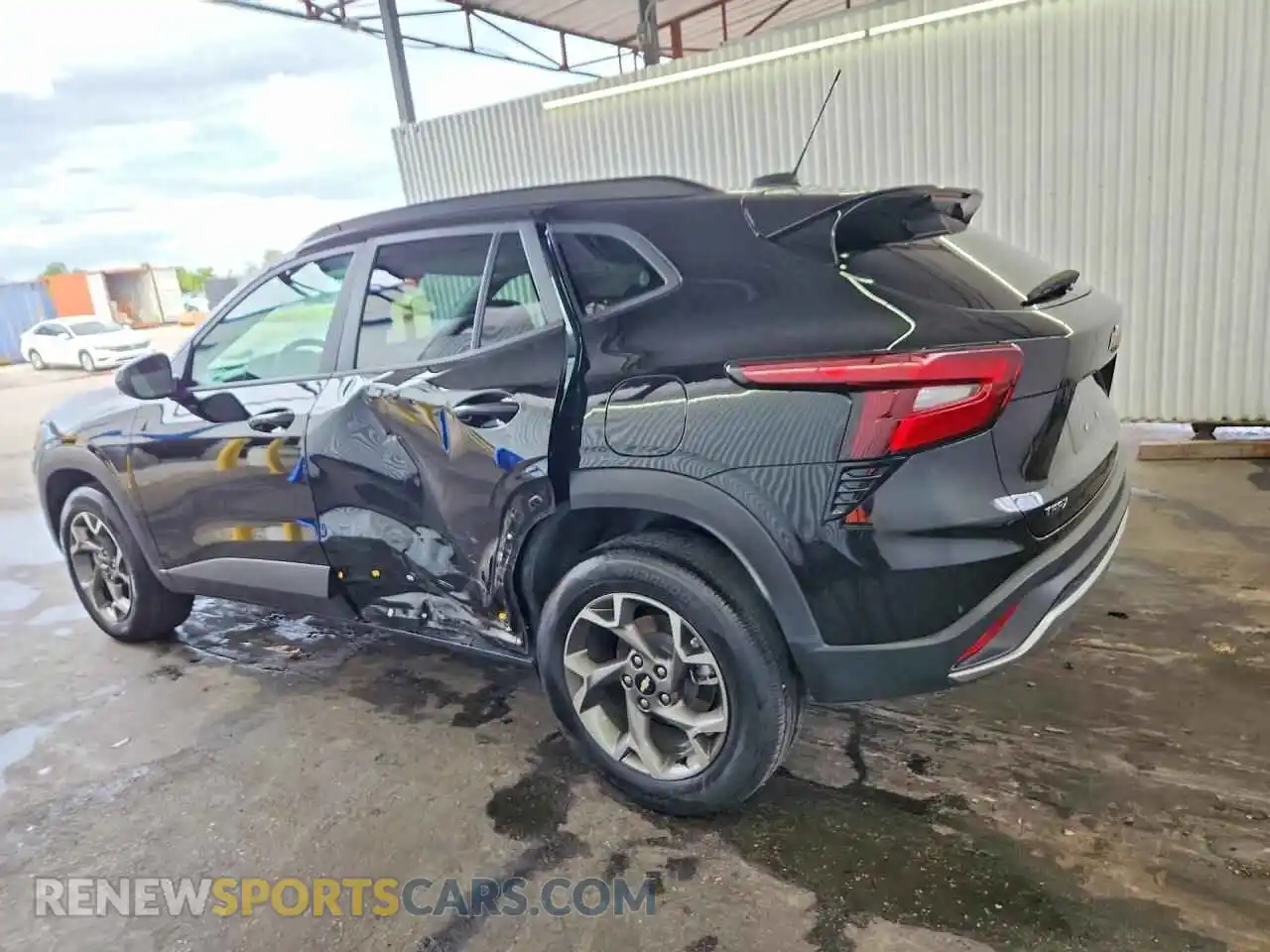 2 fotografías del automóvil dañado KL77LHEP8SC311202 CHEVROLET TRAX 2025