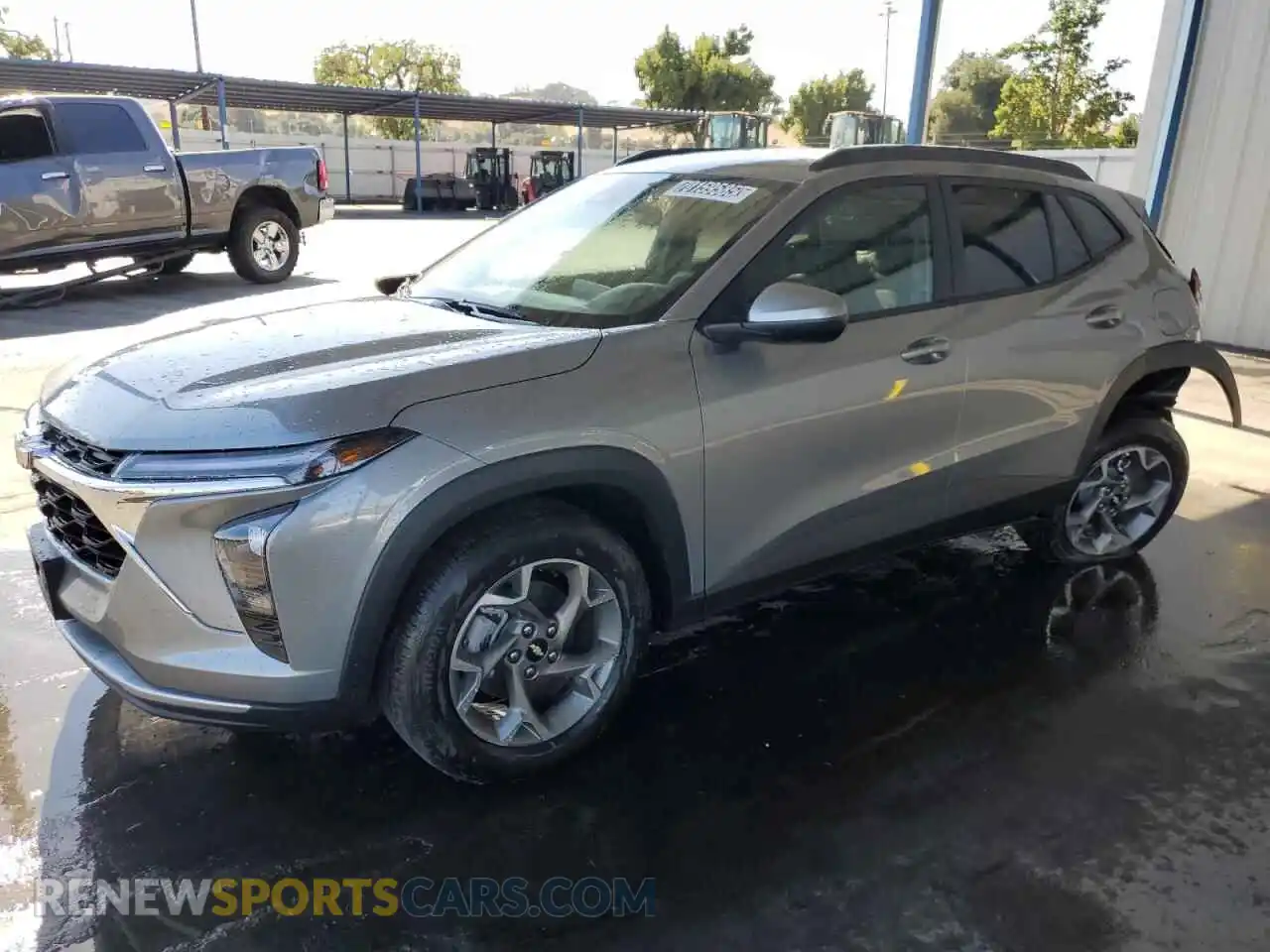 1 Photograph of a damaged car KL77LHEP8SC312687 CHEVROLET TRAX 2025
