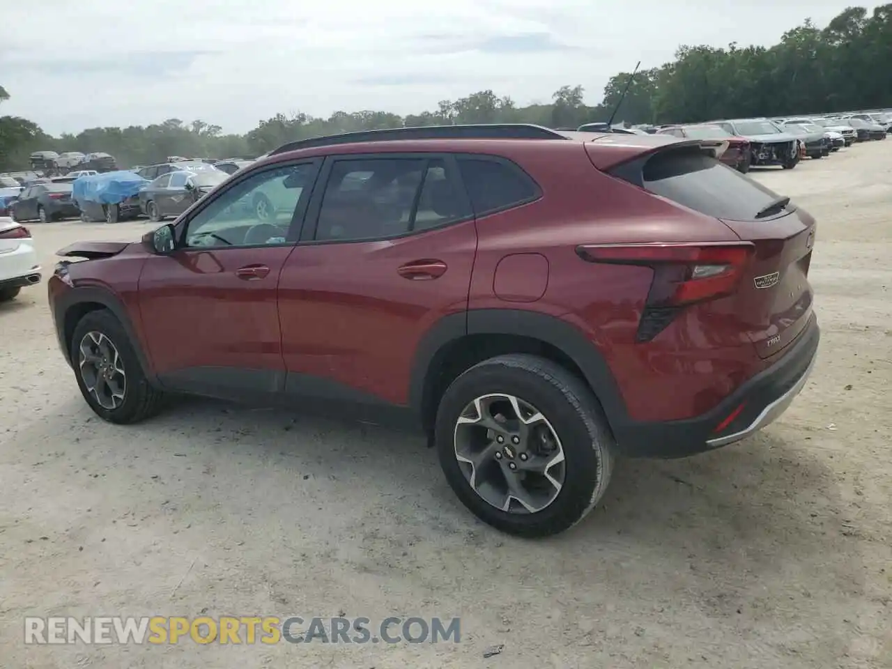 2 Фотография поврежденного автомобиля KL77LHEP9SC048878 CHEVROLET TRAX 2025