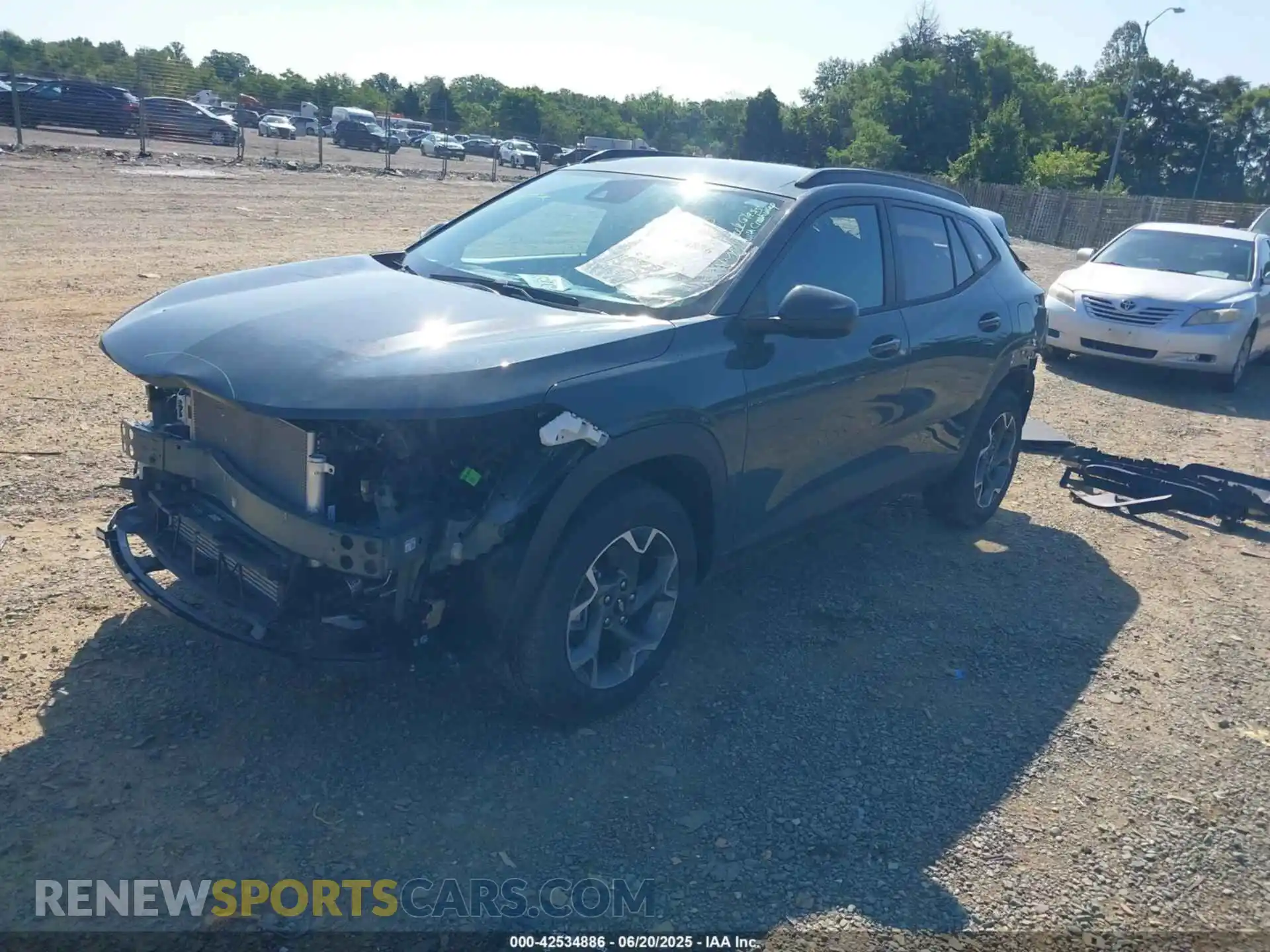 2 Photograph of a damaged car KL77LHEP9SC145918 CHEVROLET TRAX 2025