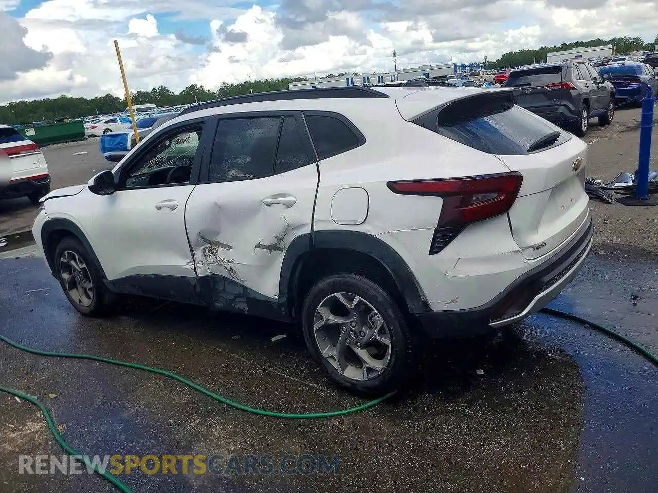 2 Photograph of a damaged car KL77LHEP9SC216759 CHEVROLET TRAX 2025