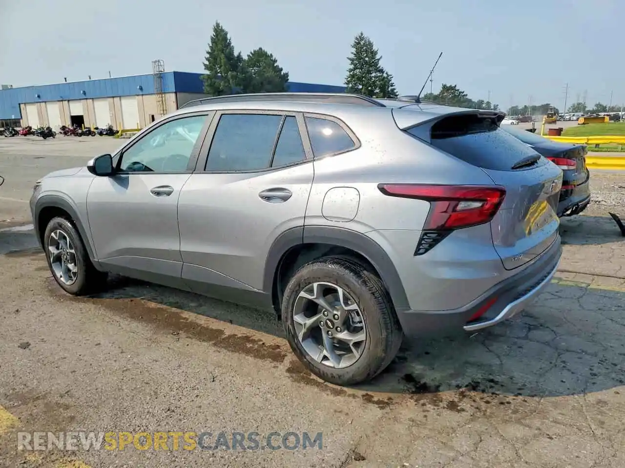 2 Photograph of a damaged car KL77LHEP9SC244027 CHEVROLET TRAX 2025