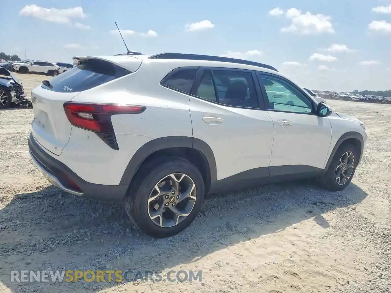 3 fotografías del automóvil dañado KL77LHEP9SC271969 CHEVROLET TRAX 2025