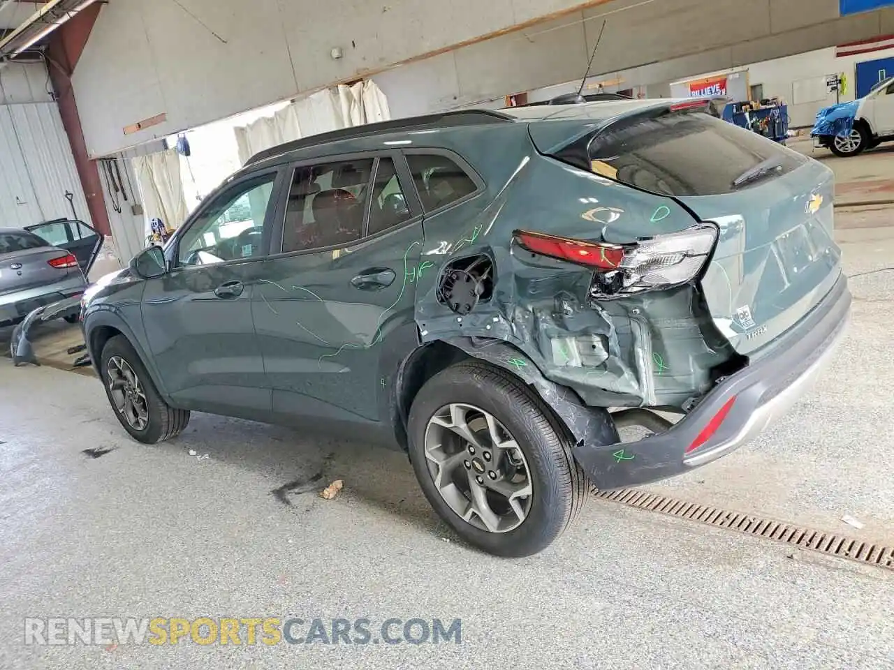 2 Photograph of a damaged car KL77LHEP9SC275231 CHEVROLET TRAX 2025