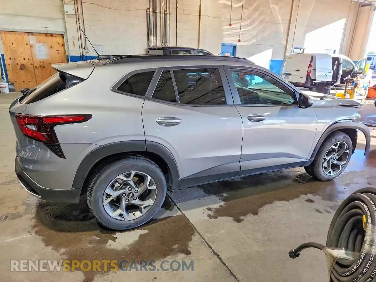 3 Photograph of a damaged car KL77LHEP9SC276489 CHEVROLET TRAX 2025