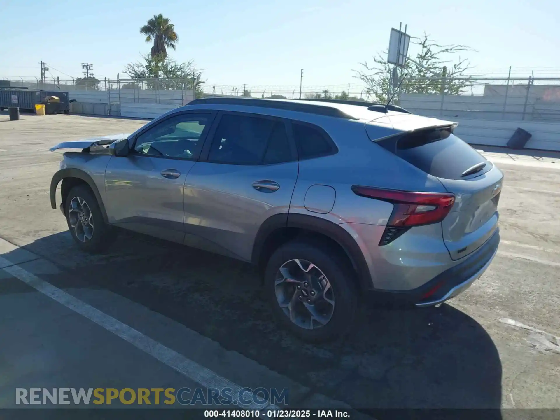 3 Photograph of a damaged car KL77LHEPXSC060523 CHEVROLET TRAX 2025