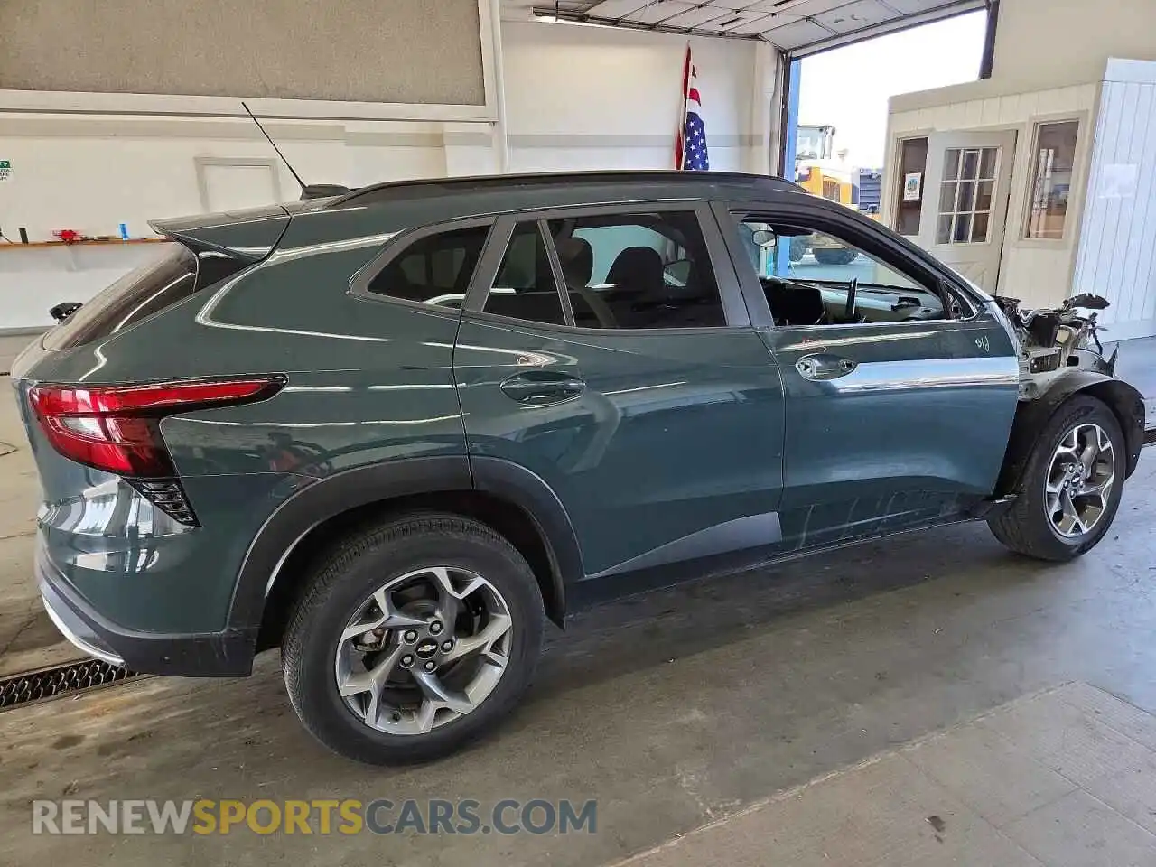 3 Photograph of a damaged car KL77LHEPXSC084580 CHEVROLET TRAX 2025