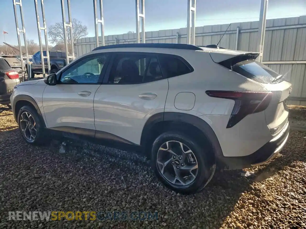 2 Photograph of a damaged car KL77LHEPXSC141750 CHEVROLET TRAX 2025