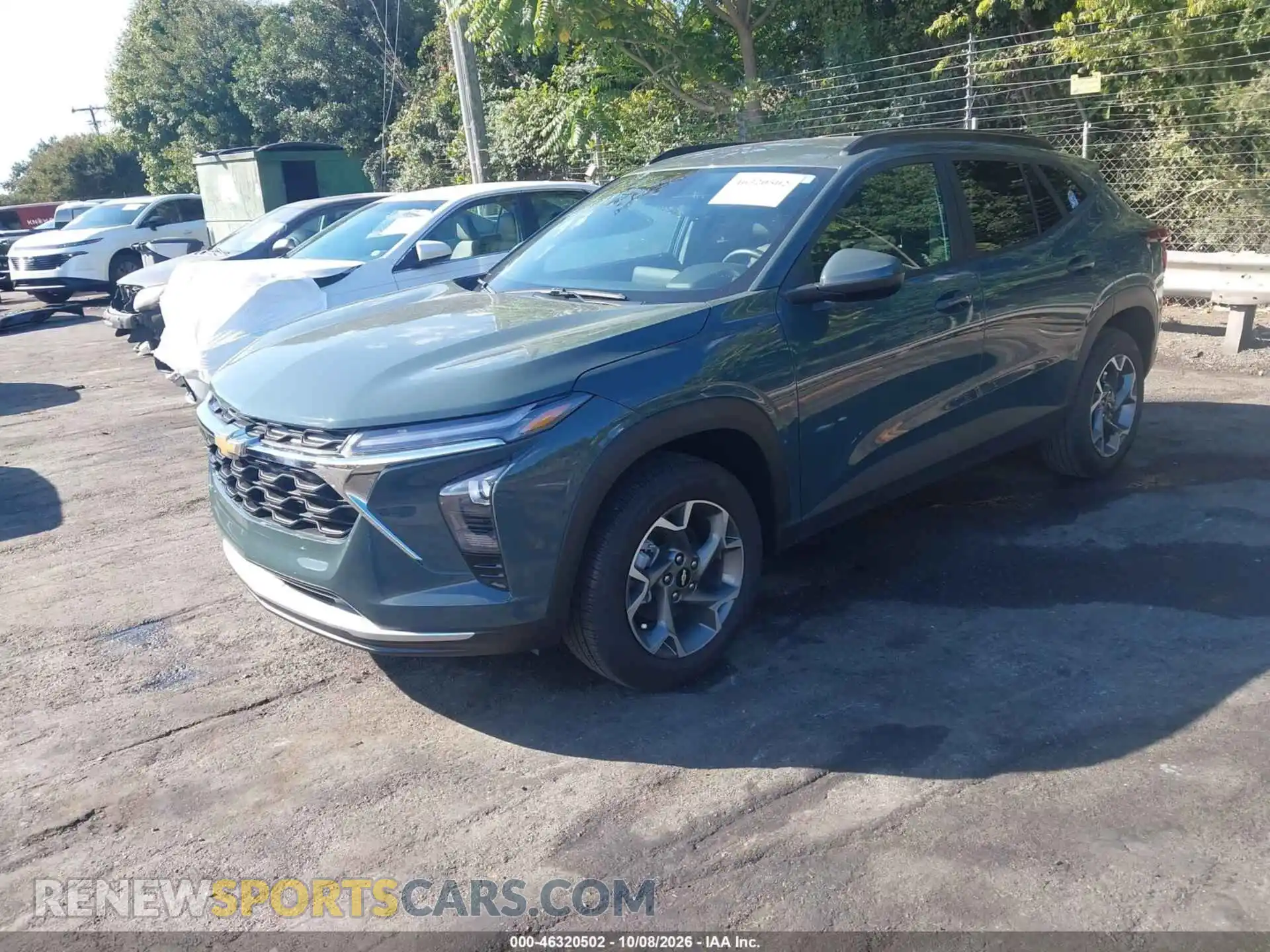 2 Фотография поврежденного автомобиля KL77LHEPXSC176384 CHEVROLET TRAX 2025