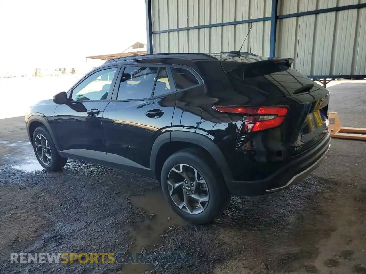 2 Фотография поврежденного автомобиля KL77LHEPXSC197302 CHEVROLET TRAX 2025