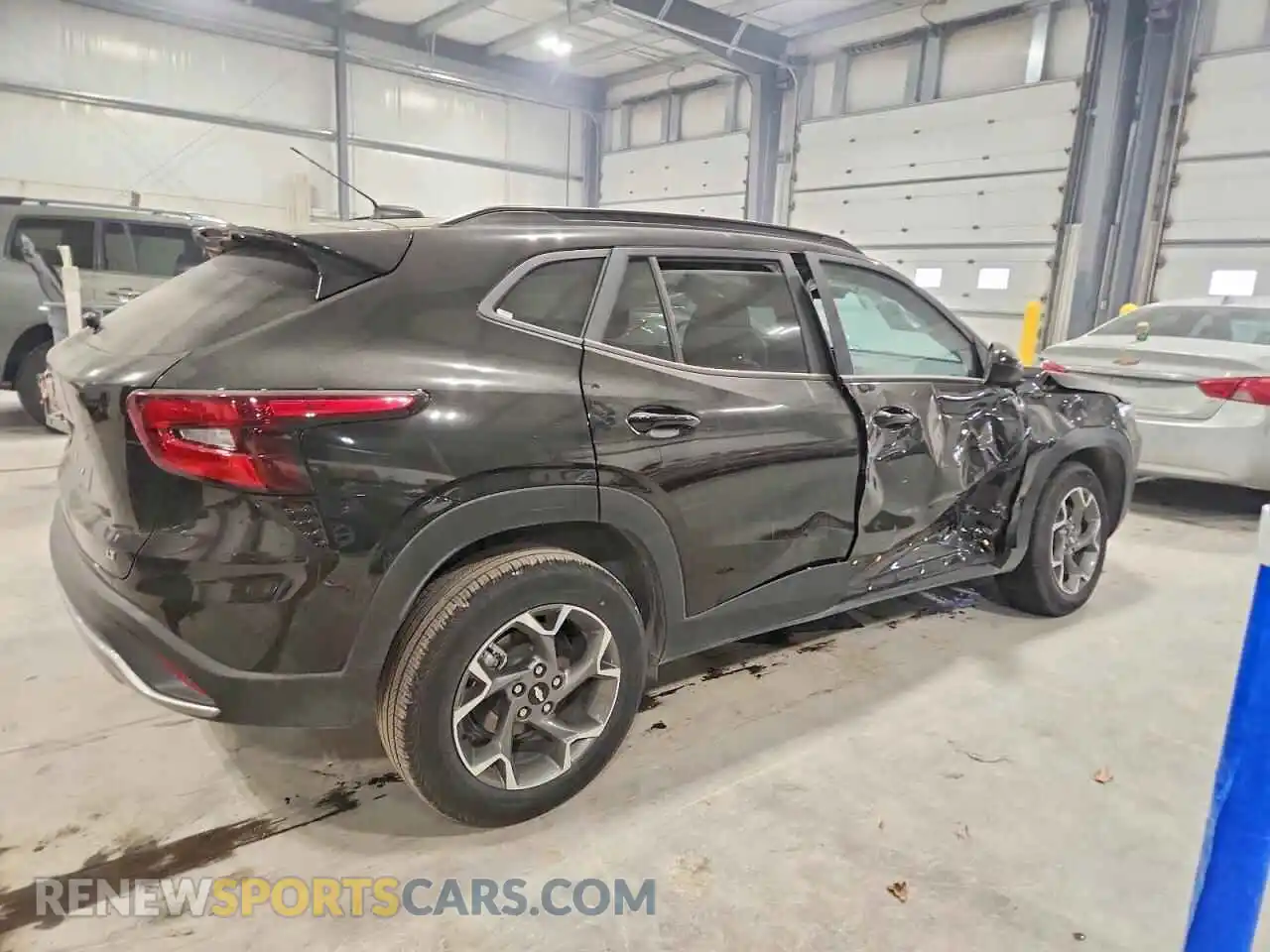 3 Photograph of a damaged car KL77LHEPXSC204684 CHEVROLET TRAX 2025