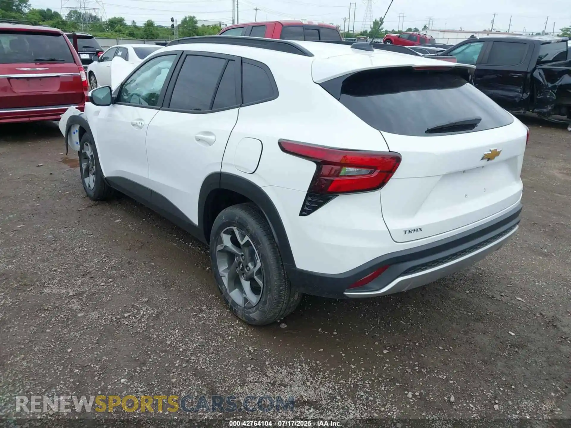 3 Photograph of a damaged car KL77LHEPXSC213773 CHEVROLET TRAX 2025