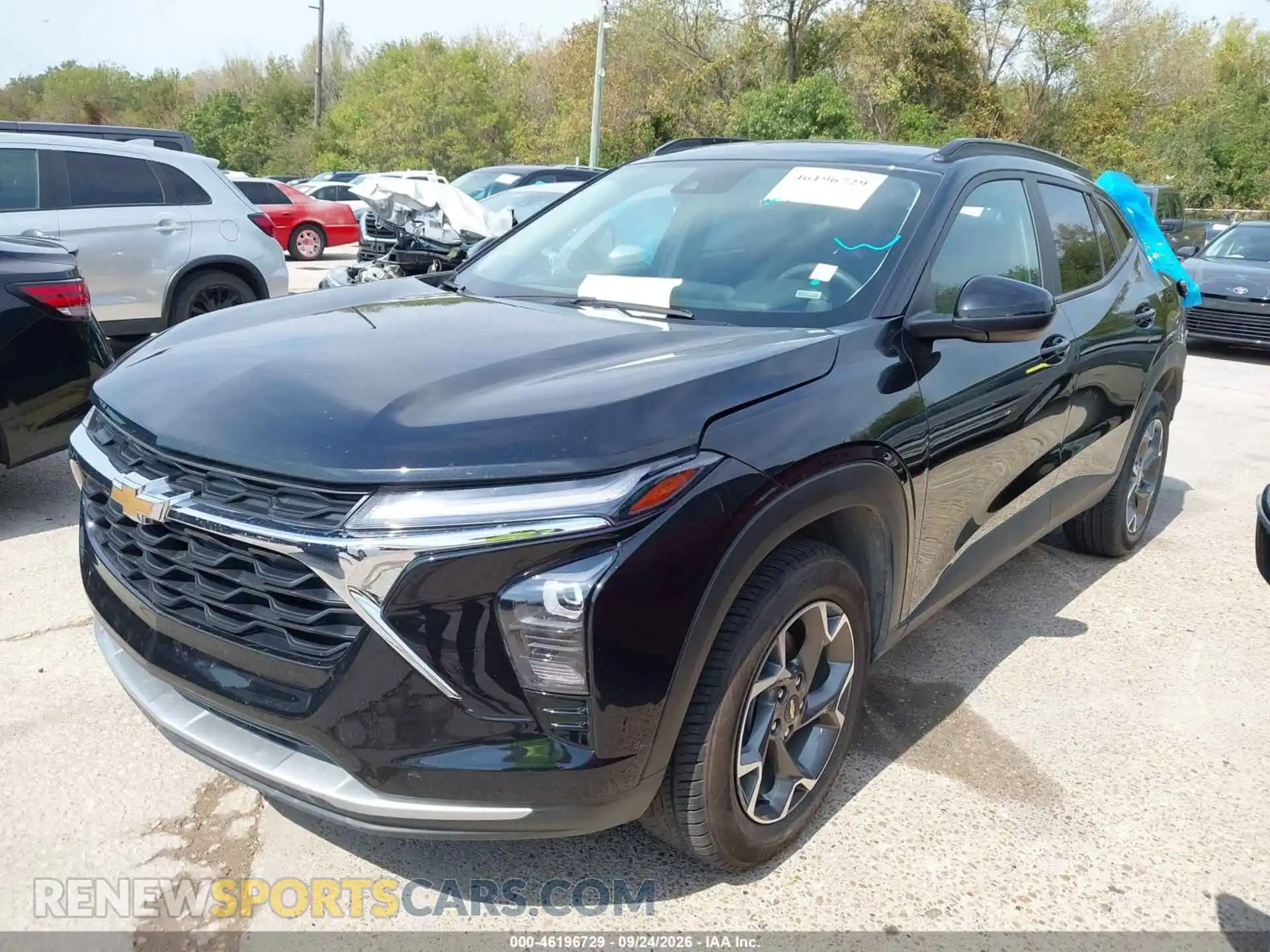 2 Фотография поврежденного автомобиля KL77LHEPXSC234154 CHEVROLET TRAX 2025