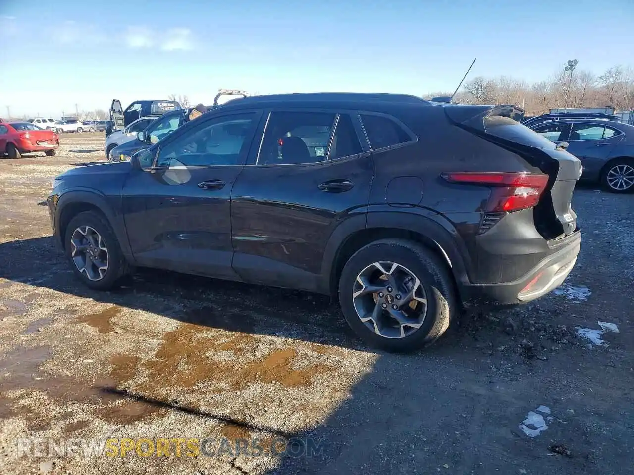 2 Photograph of a damaged car KL77LHEPXSC270250 CHEVROLET TRAX 2025