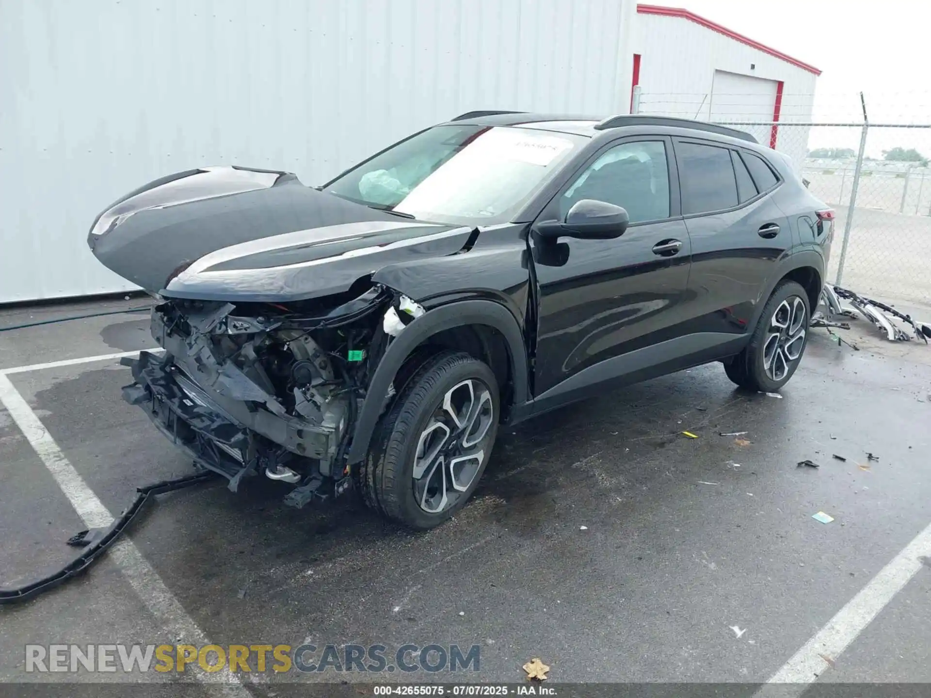 2 fotografías del automóvil dañado KL77LJEP0SC009457 CHEVROLET TRAX 2025
