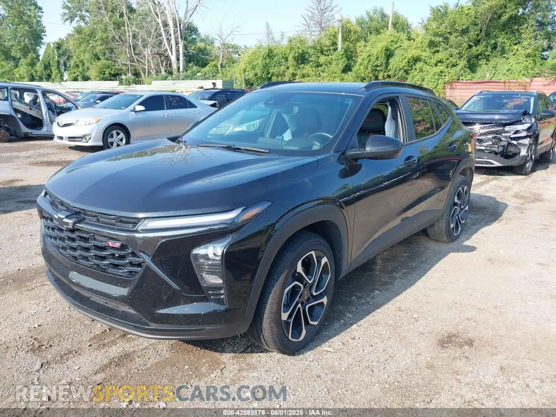 2 Фотография поврежденного автомобиля KL77LJEP0SC127931 CHEVROLET TRAX 2025