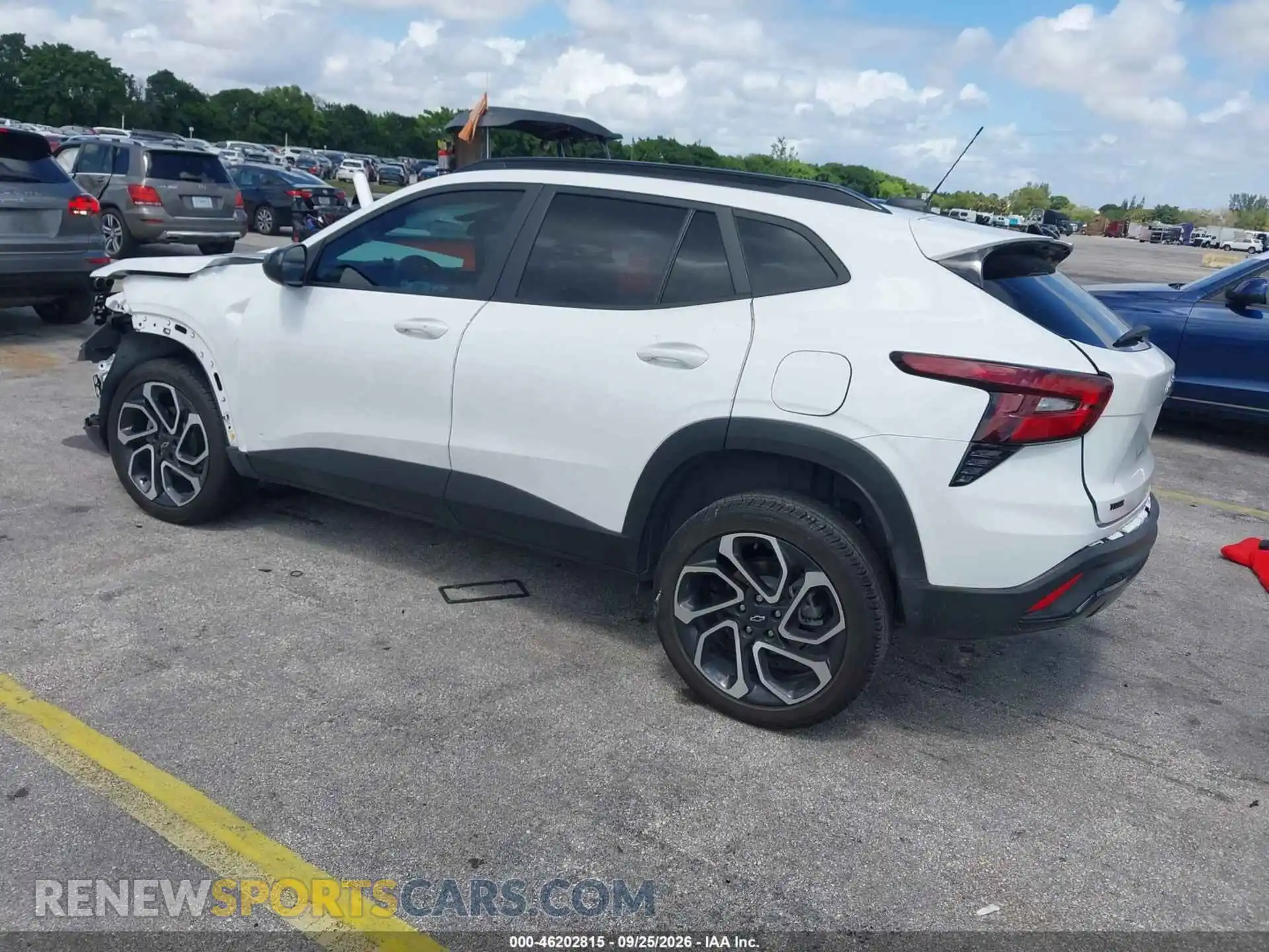 3 Photograph of a damaged car KL77LJEP2SC025479 CHEVROLET TRAX 2025