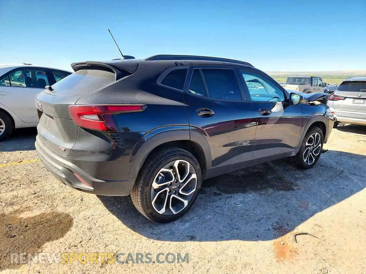 3 fotografías del automóvil dañado KL77LJEP2SC317178 CHEVROLET TRAX 2025
