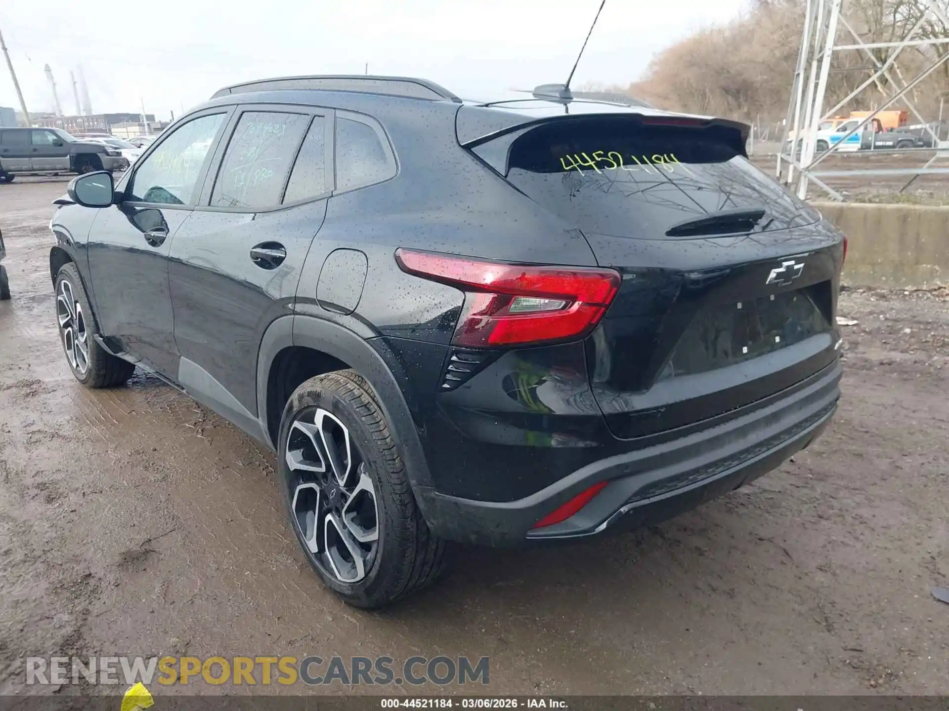 3 fotografías del automóvil dañado KL77LJEP3SC244774 CHEVROLET TRAX 2025