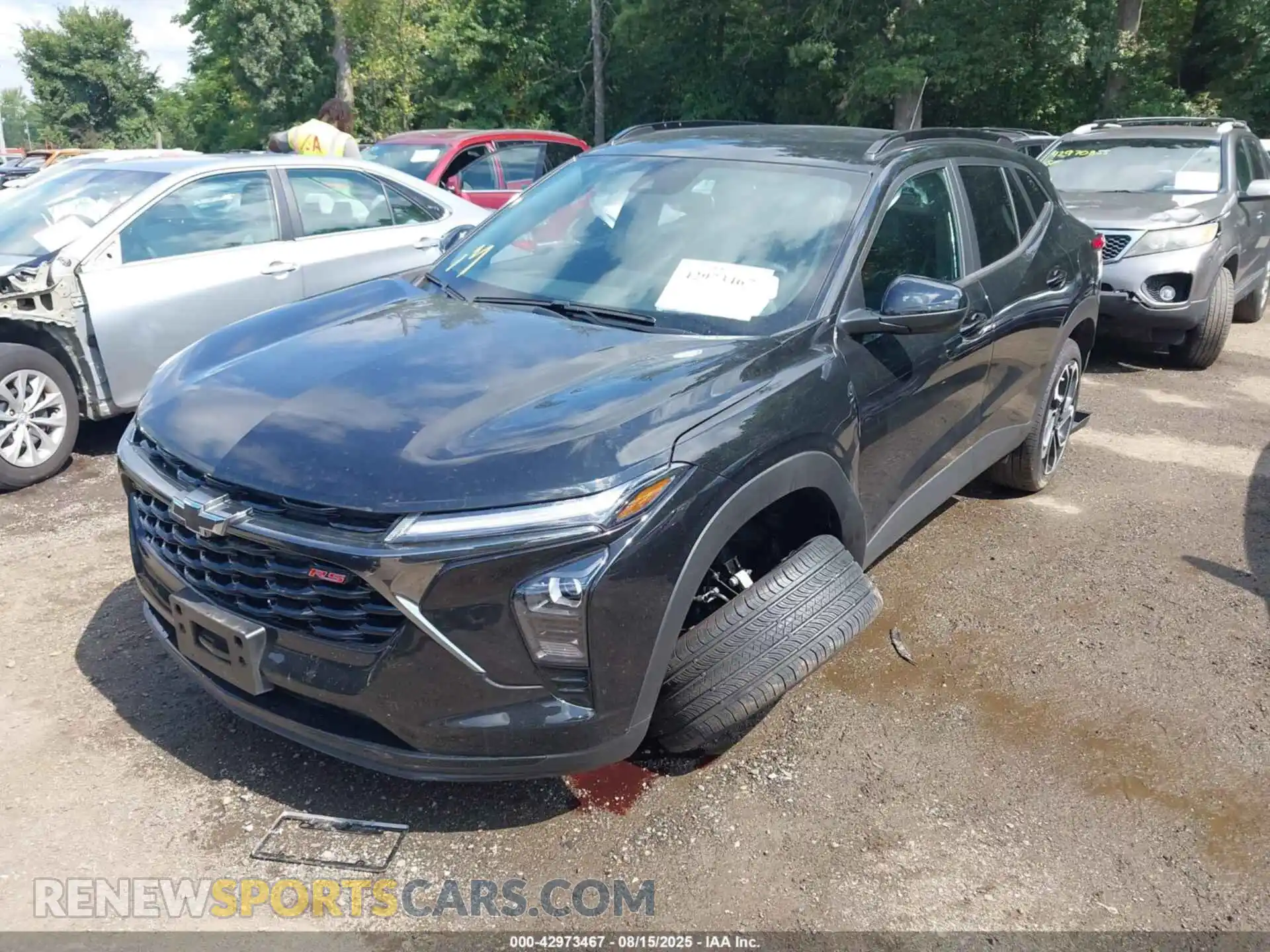 2 Photograph of a damaged car KL77LJEP3SC281789 CHEVROLET TRAX 2025