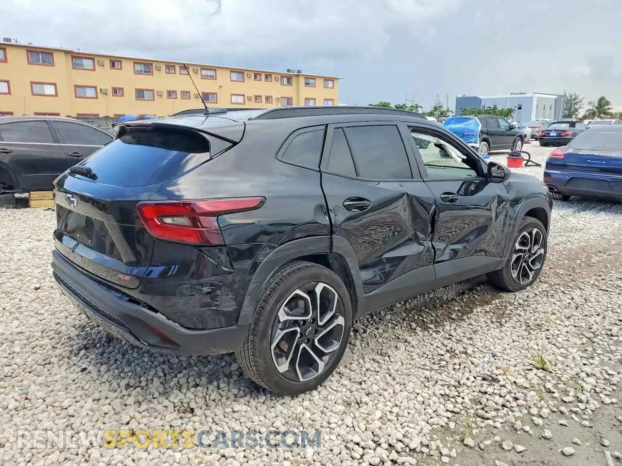 3 Photograph of a damaged car KL77LJEP5SC257803 CHEVROLET TRAX 2025