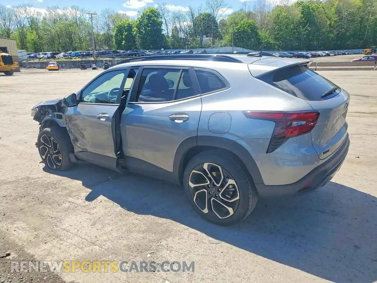 2 Photograph of a damaged car KL77LJEP6SC292916 CHEVROLET TRAX 2025
