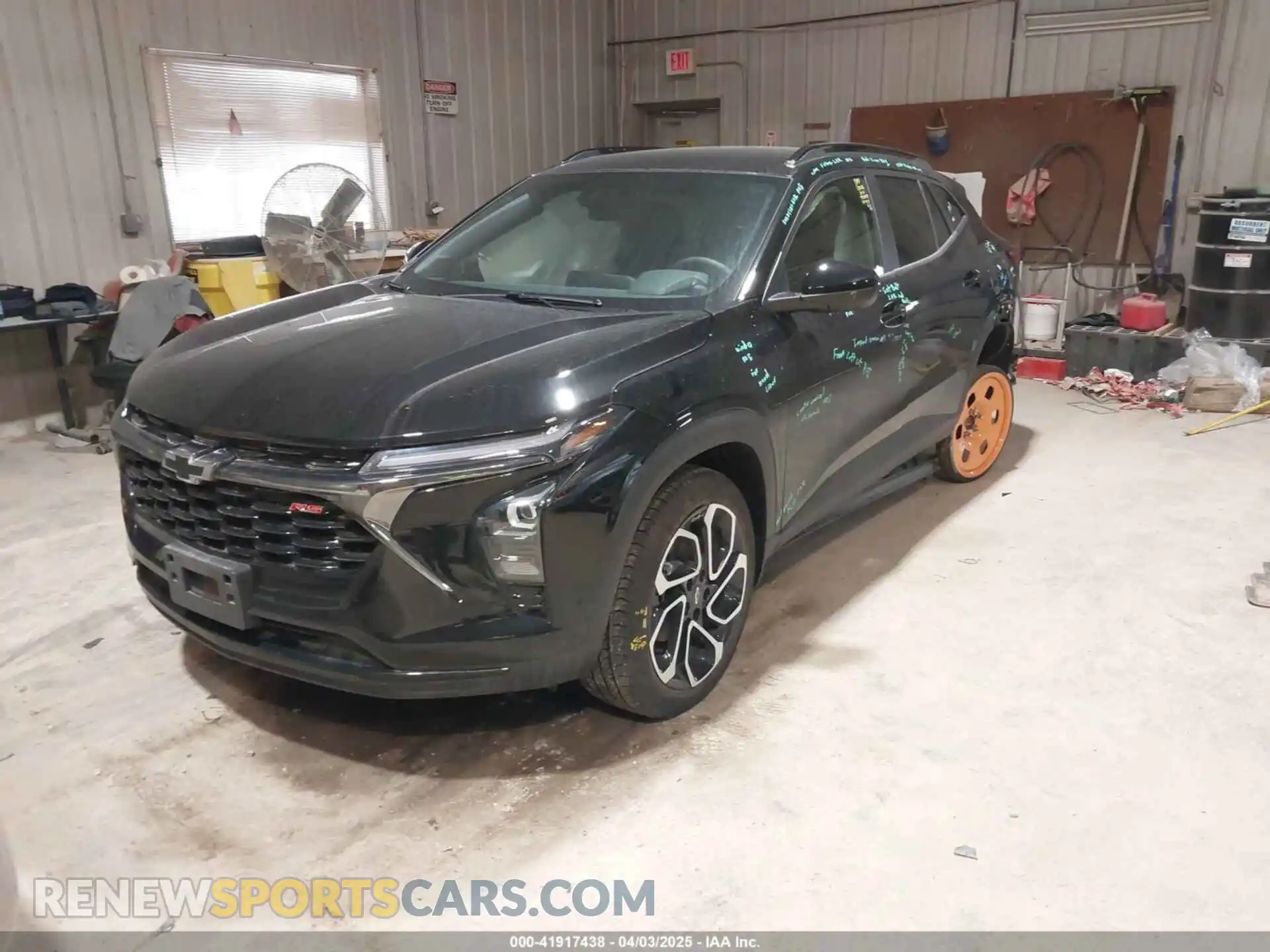 2 Photograph of a damaged car KL77LJEP7SC149778 CHEVROLET TRAX 2025