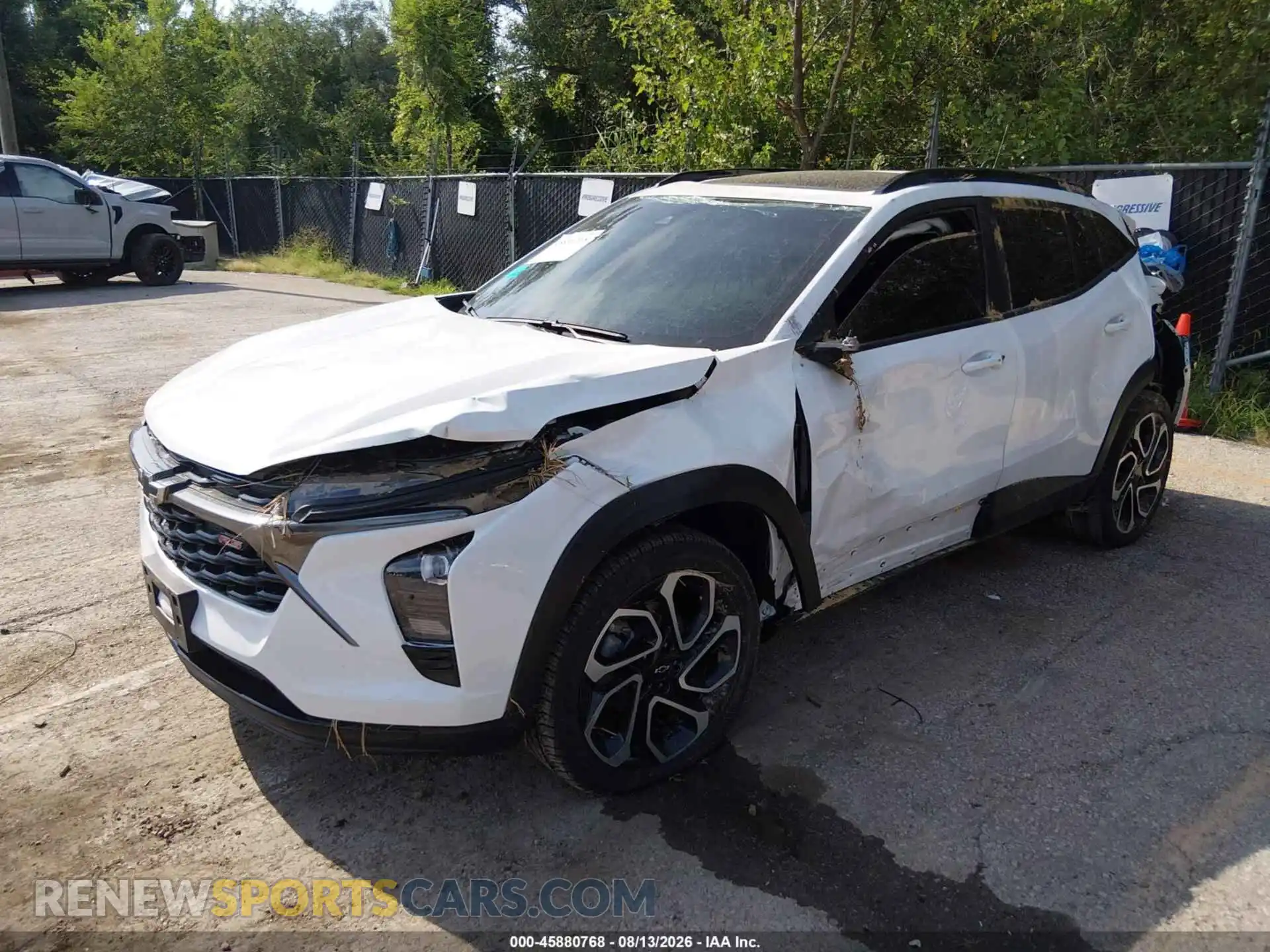 2 Photograph of a damaged car KL77LJEP7SC317273 CHEVROLET TRAX 2025