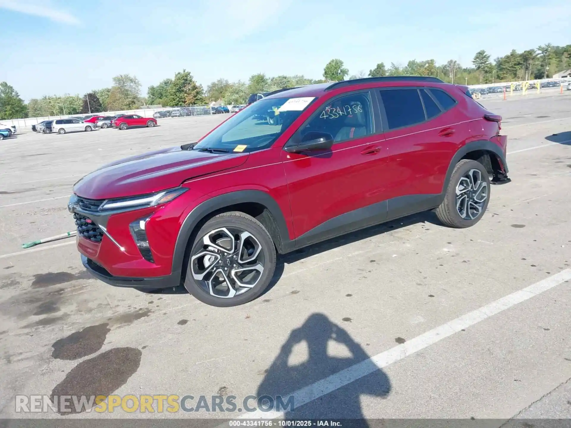 2 Photograph of a damaged car KL77LJEP8SC276989 CHEVROLET TRAX 2025