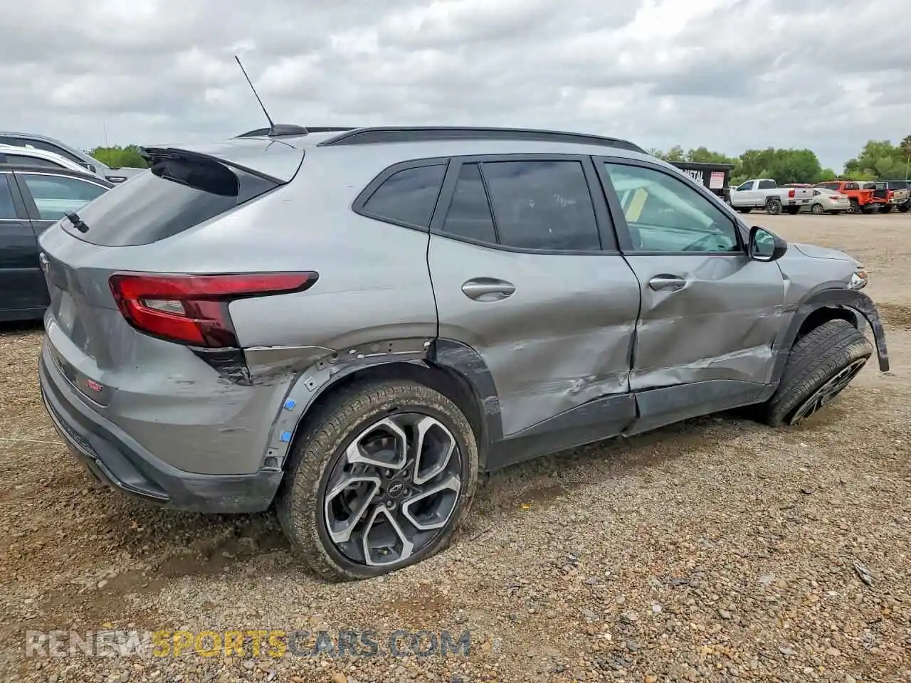 3 Фотография поврежденного автомобиля KL77LJEP9SC101358 CHEVROLET TRAX 2025