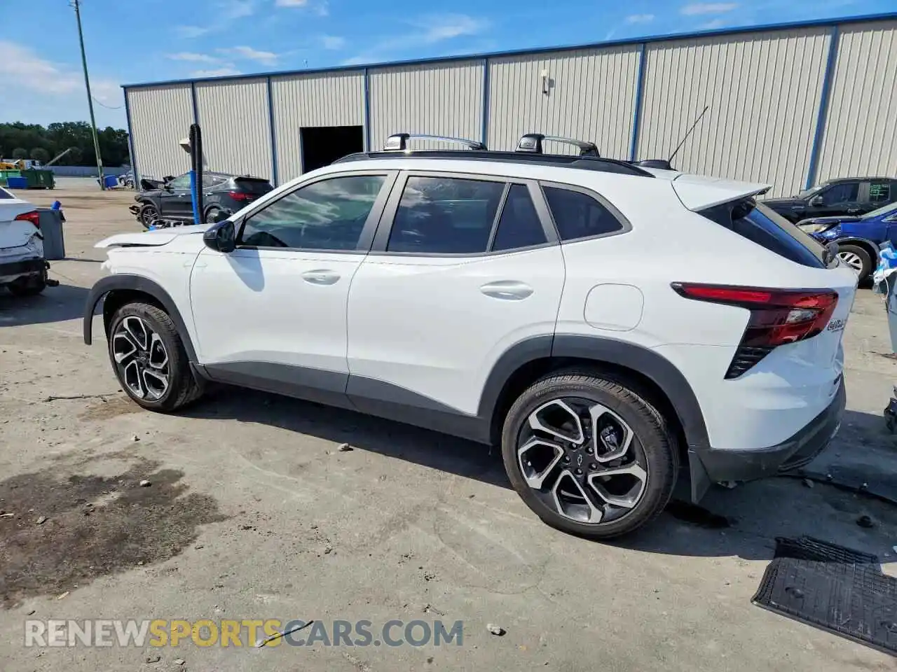 2 fotografías del automóvil dañado KL77LJEPXSC330437 CHEVROLET TRAX 2025
