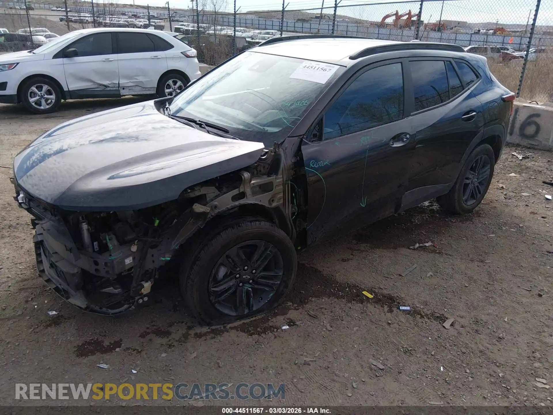 2 Photograph of a damaged car KL77LKEP0SC062746 CHEVROLET TRAX 2025