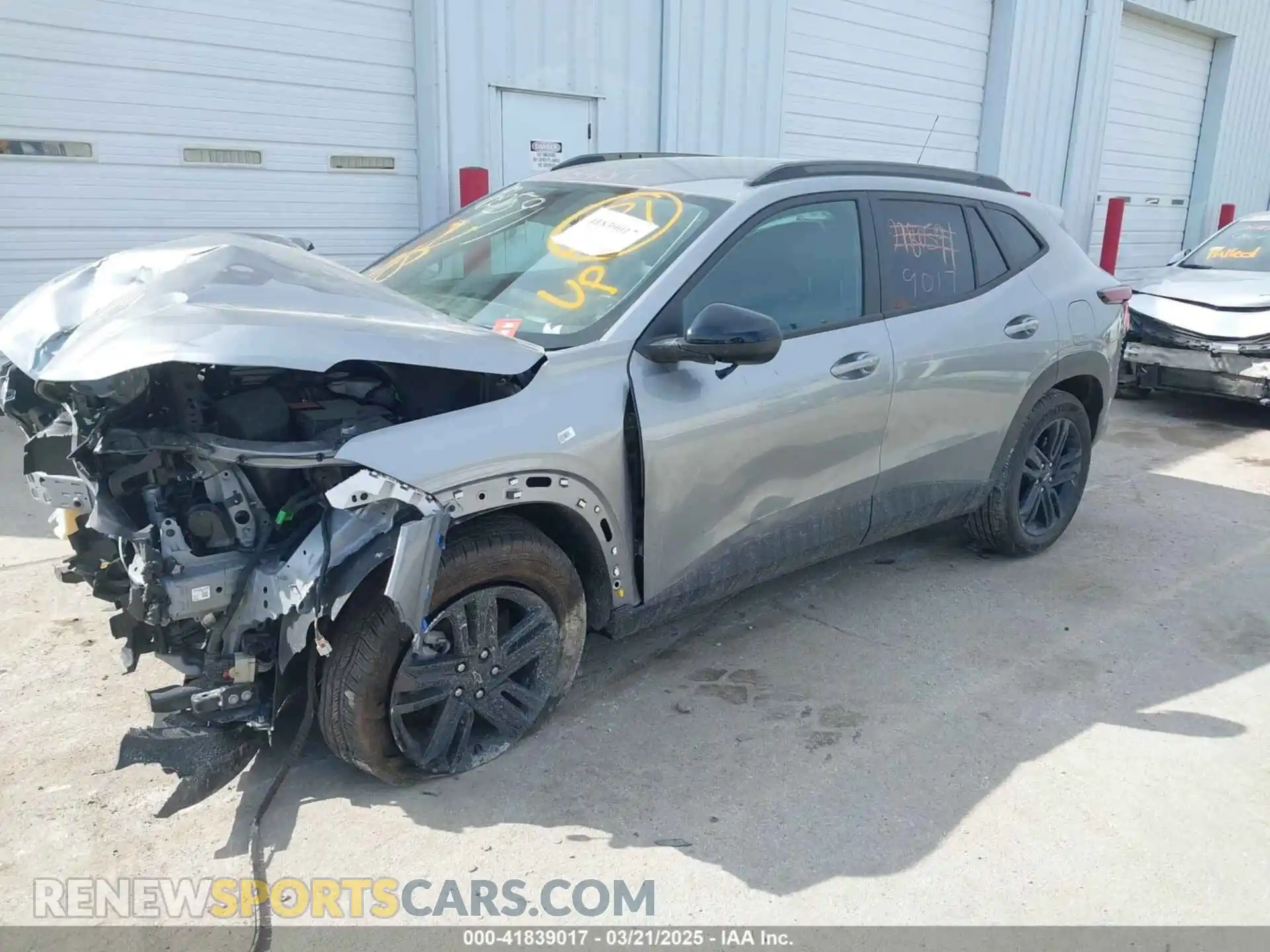 2 Photograph of a damaged car KL77LKEP0SC091907 CHEVROLET TRAX 2025