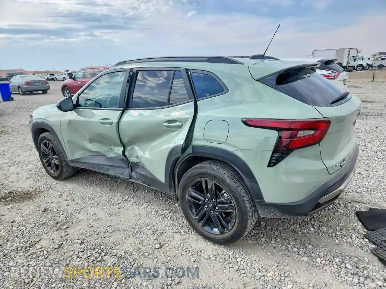 2 Photograph of a damaged car KL77LKEP0SC227212 CHEVROLET TRAX 2025