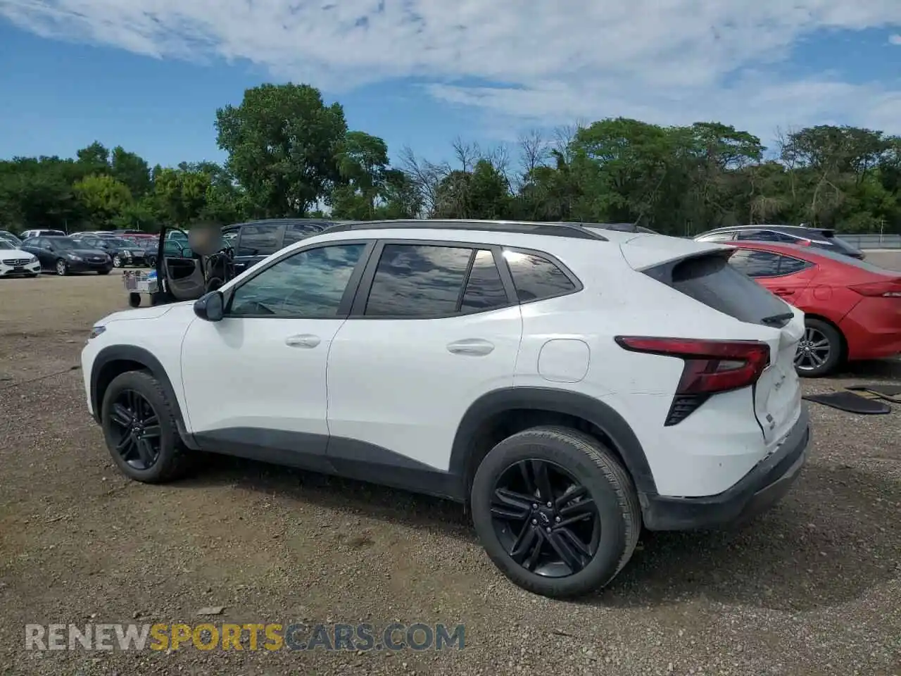 2 Photograph of a damaged car KL77LKEP1SC053912 CHEVROLET TRAX 2025