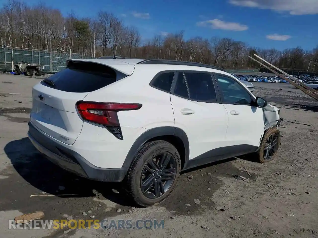 3 Photograph of a damaged car KL77LKEP2SC023172 CHEVROLET TRAX 2025