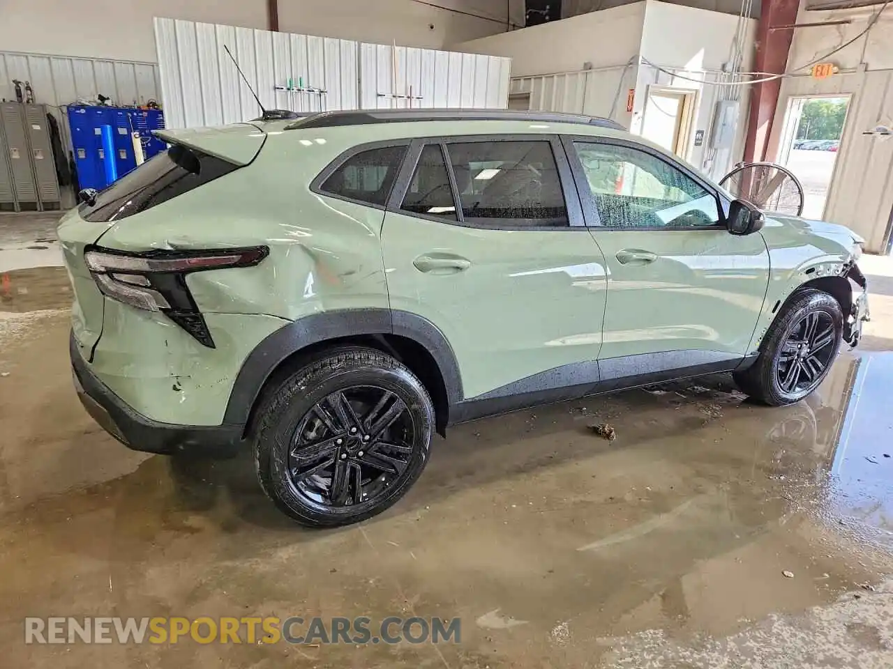 3 Photograph of a damaged car KL77LKEP2SC321320 CHEVROLET TRAX 2025