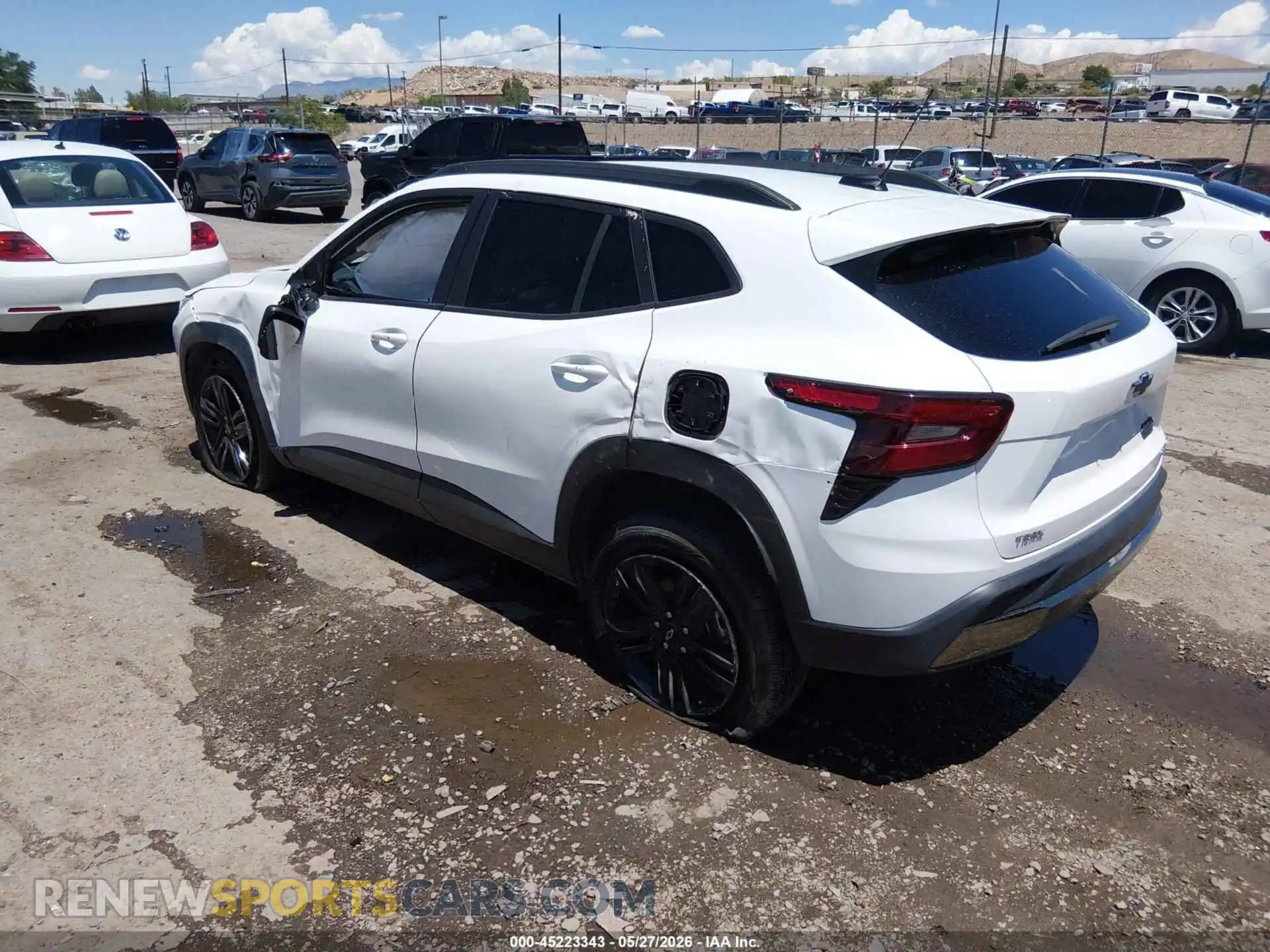 3 Photograph of a damaged car KL77LKEP3SC317714 CHEVROLET TRAX 2025