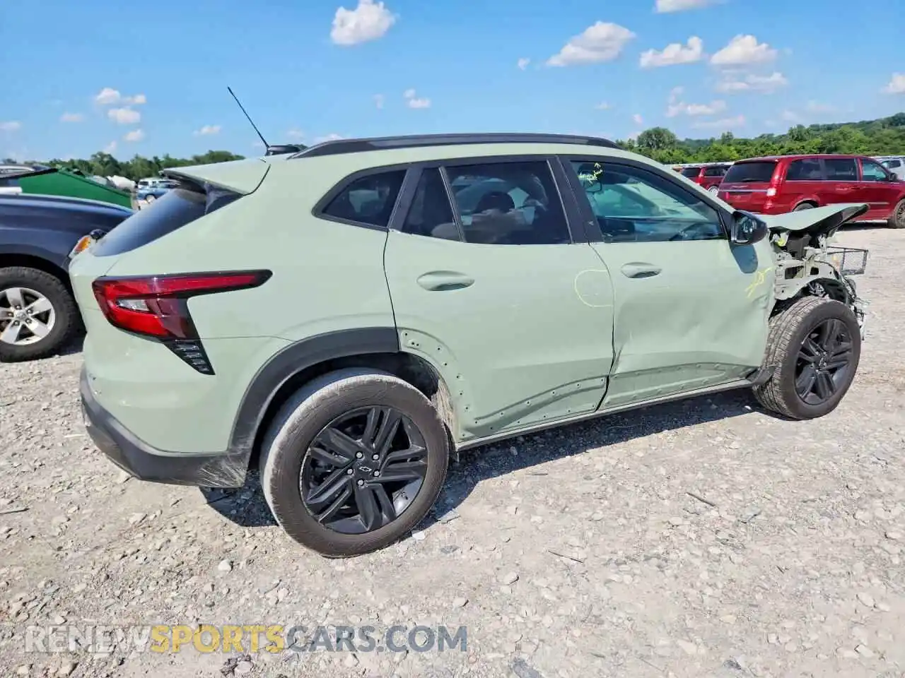 3 Фотография поврежденного автомобиля KL77LKEP3SC323626 CHEVROLET TRAX 2025